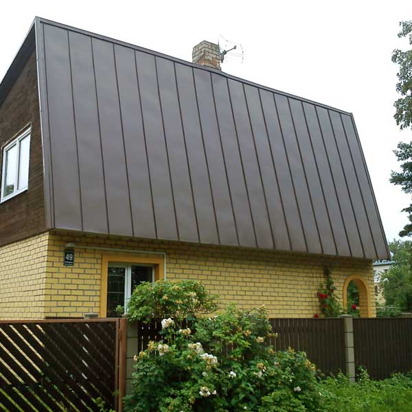 Фальцевая кровля коричневая